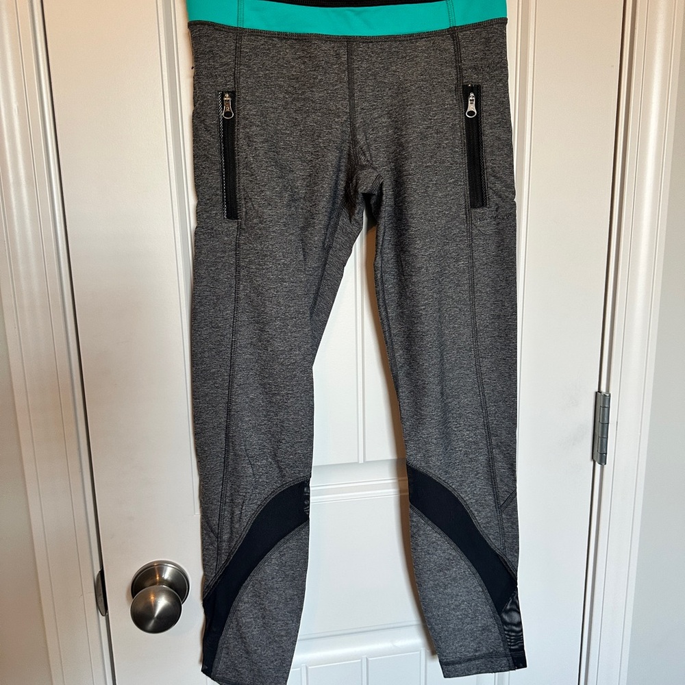Womens Lululemon Running Leggings with pockets